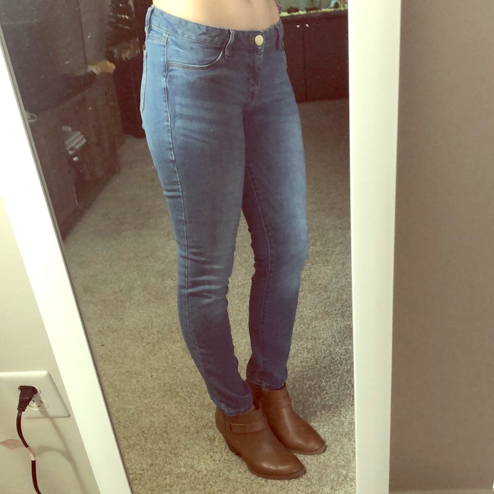 Stretchy Skinny Jeans